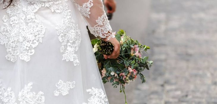 Top Picks: The Best Wedding Dresses For Short Curvy Girls