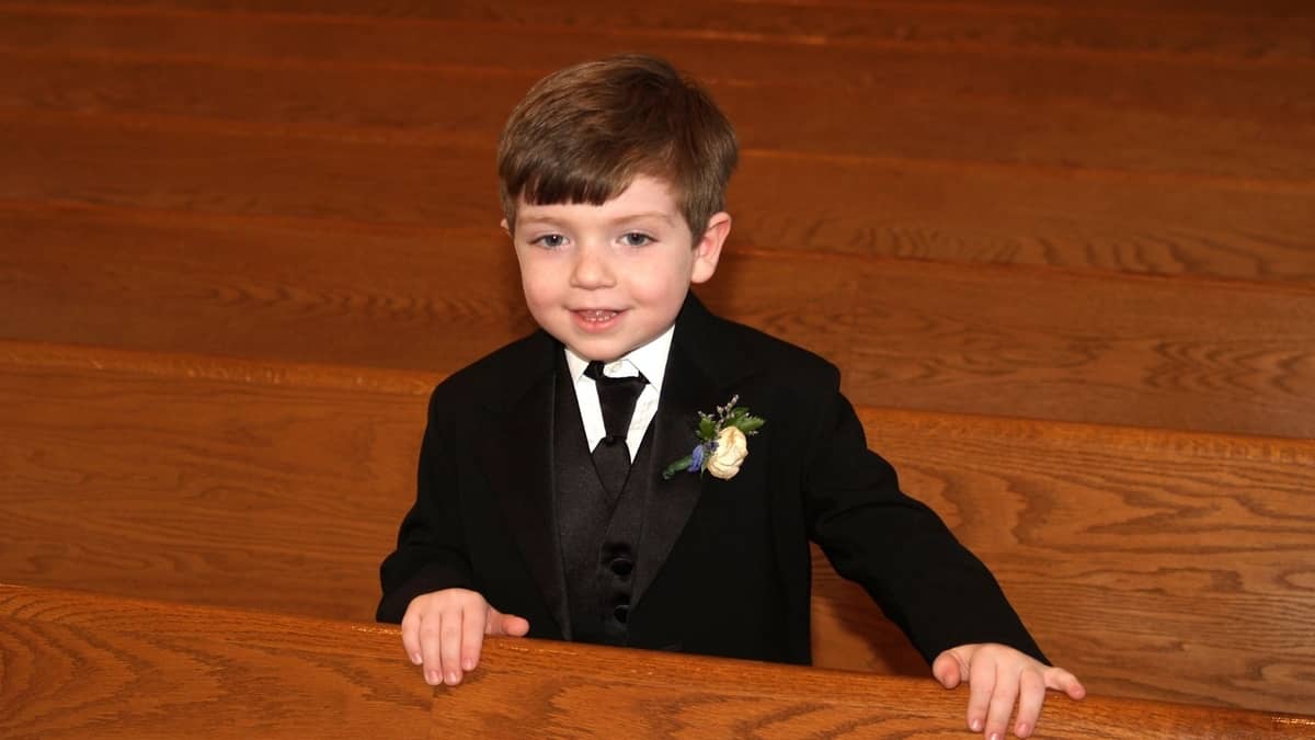 Where To Buy Ring Bearer Outfits: A Guide